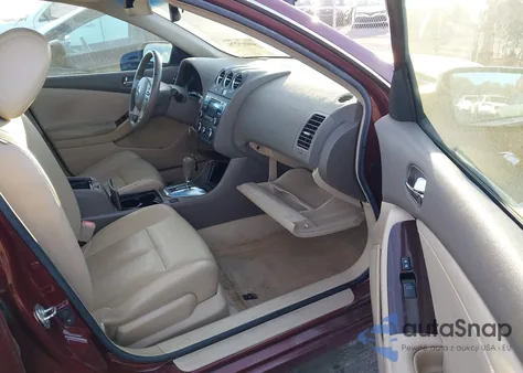 2011 Nissan Altima 2.5 S z USA, uszkodzony, nr VIN 1N4AL2AP1BC103406